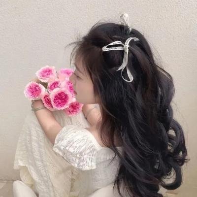企业家之子出道颜值引争议，学校展开调查，长达一周持续发酵